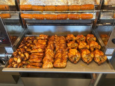 Gegrilde kip en maaltijden in winkelcentrum