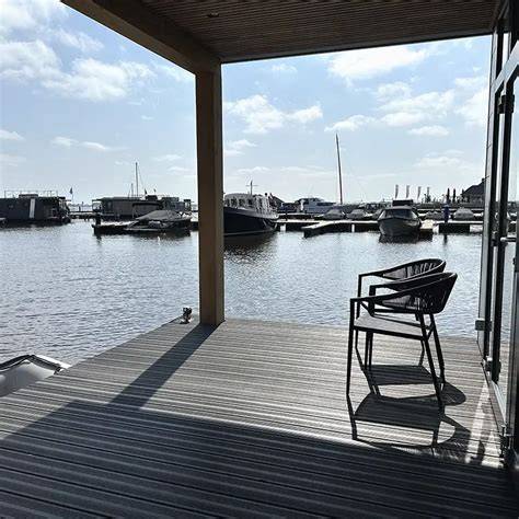 Terras met uitzicht op IJsselmeer