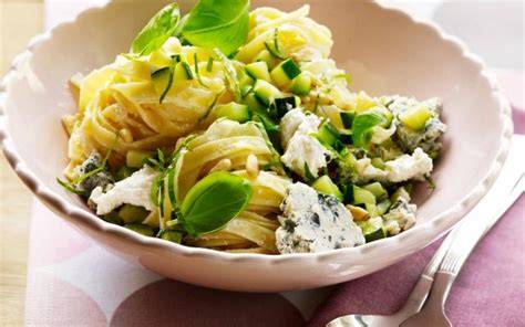 Romige tagliatelle met blauwe kaas