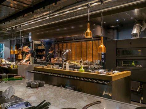 Restaurant Wils open keuken vuur