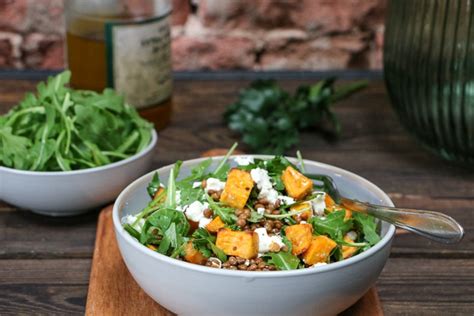 Salade met linzen zoete aardappel feta