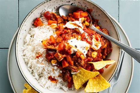Chili con carne met yoghurt en rijst