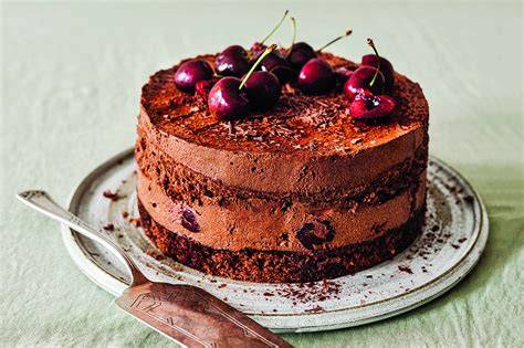 Romige chocoladetaart met kersen en quinoa